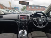 USED 2015 65 VAUXHALL INSIGNIA 2.0 CDTi SRi Nav Hatchback 5dr Diesel Auto Euro 5 (163 ps) Auto_Low Miles_2.0_UlezFree