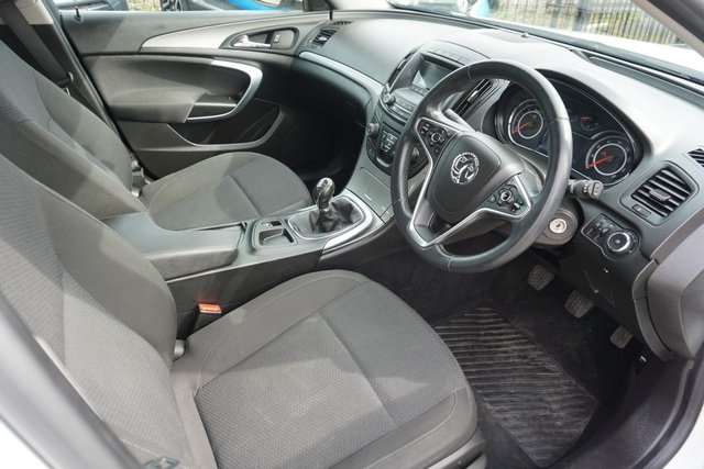 2015 VAUXHALL INSIGNIA - Photo 11