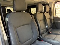 USED 2020 RENAULT TRAFIC 2.0 dCi ENERGY 28 Sport Nav Minibus Double Cab 5dr Diesel EDC SWB Euro 6 (s/s) (9 Seat) (170 ps) High Spec 170 Sport Auto 1 YEAR WTY