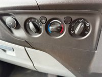 USED 2015 65 FORD TRANSIT CUSTOM 2.2 TDCi 330 Panel Van 5dr Diesel Manual L2 H1 (197 g/km, 153 bhp) Superb Value.