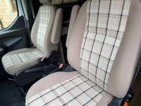 USED 2015 65 FORD TRANSIT CUSTOM 2.2 TDCi 330 Panel Van 5dr Diesel Manual L2 H1 (197 g/km, 153 bhp) Superb Value.