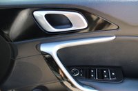 USED 2022 22 KIA XCEED 1.6 GDi 8.9kWh 3 SUV 5dr Petrol Plug-in Hybrid DCT Euro 6 (s/s) (139 bhp) 