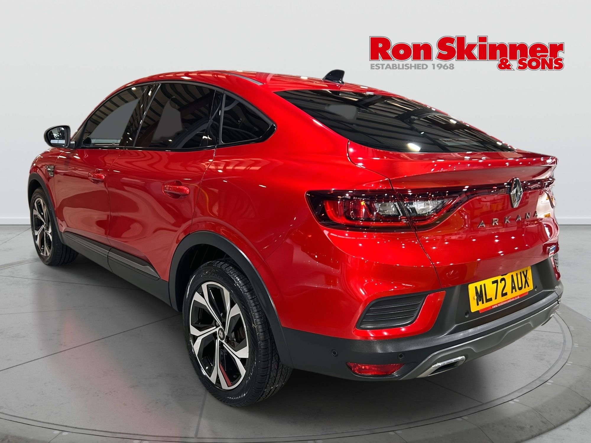 USED 2022 72 RENAULT ARKANA 1.6 E-TECH r.s. line SUV 5dr Petrol Hybrid Auto 2WD Euro 6 (s/s) (145 bhp) 