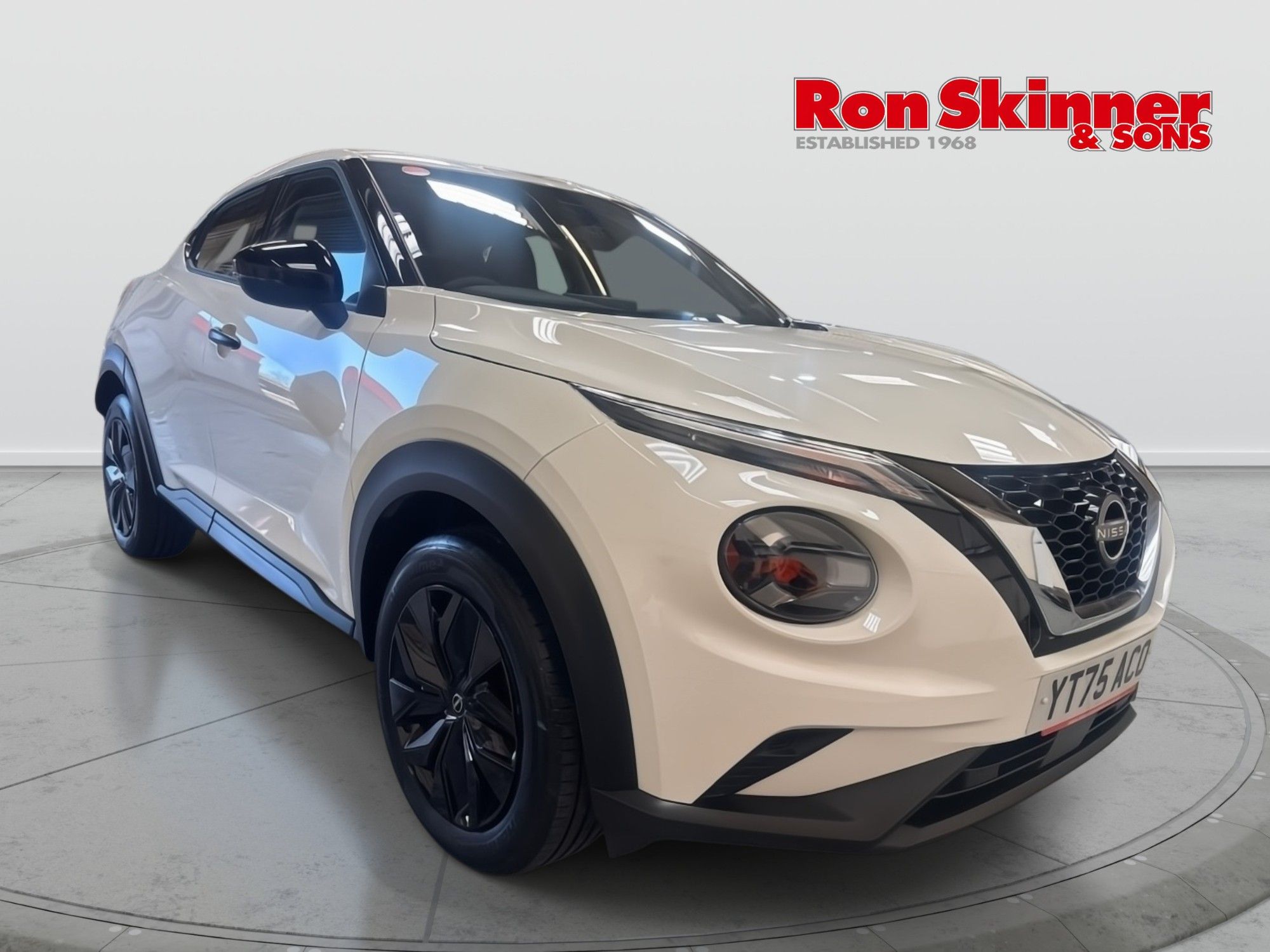USED 2025 75 NISSAN JUKE 1.0 DIG-T Acenta Premium SUV 5dr Petrol DCT Auto Euro 6 (s/s) (114 ps) 