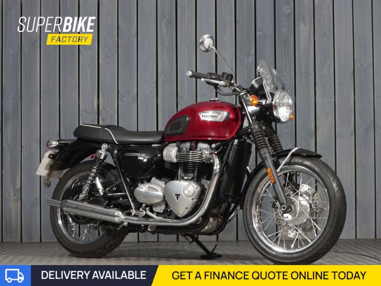 TRIUMPH BONNEVILLE T100BONNEVILLE T100