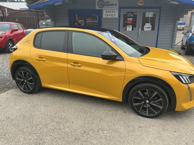 2023 PEUGEOT 208 - Photo 3