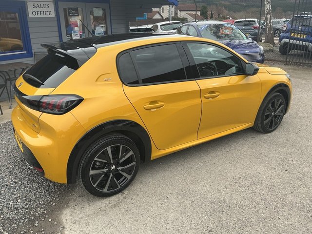 2023 PEUGEOT 208 - Photo 4