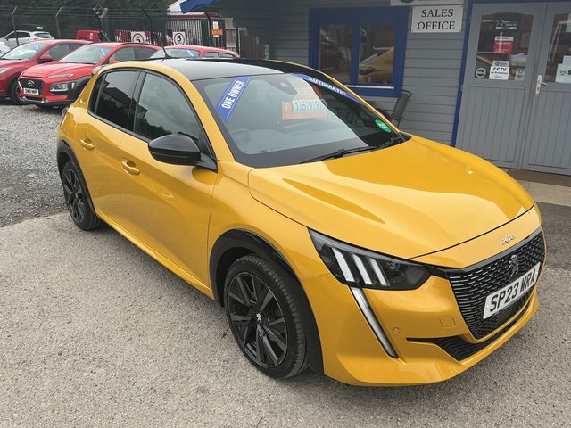 2023 PEUGEOT 208 - Photo 2