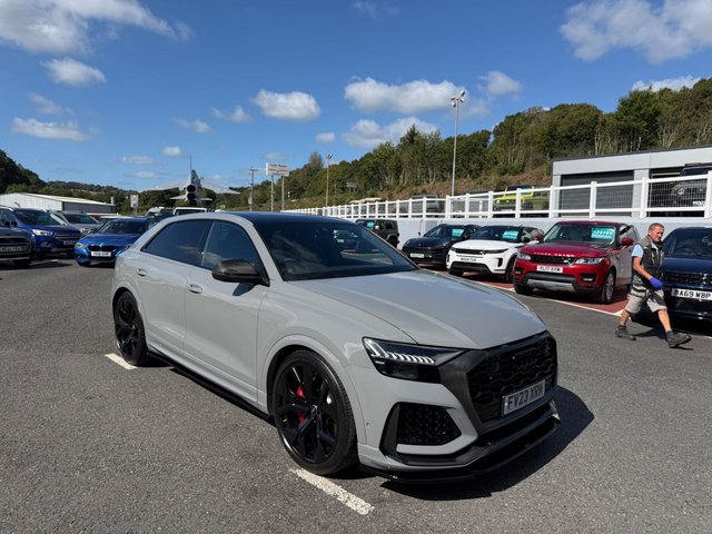2023 Audi Rsq8