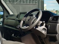 USED 2022 22 RENAULT TRUCKS MASTER 2.3 dCi 35 Business+ FWD LWB Medium Roof Euro 6 5dr (150ps) Air Con | Criuse | LWB