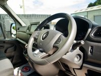 USED 2022 22 RENAULT TRUCKS MASTER 2.3 dCi 35 Business+ FWD LWB Medium Roof Euro 6 5dr (150ps) Air Con | Criuse | LWB