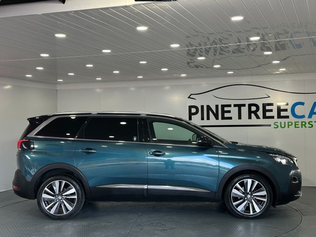 2018 PEUGEOT 5008 - Photo 6