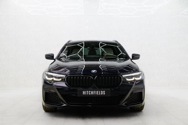 2021 BMW 5 SERIES - Photo 4