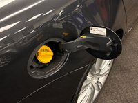 USED 2012 12 JAGUAR XJ 3.0d V6 Portfolio Saloon 4dr Diesel Auto Euro 5 (275 ps) UK DELIVERY FLAT FEE &pound;250 (SUBJECT TO DEAL) *OVER 100 IMAGES ON OUR WEBSITE*BESPOKE FINANCE ARRANGED*PART EXCHANGE WELCOME*ALL VEHICLES HPI CLEAR
