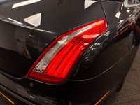 USED 2012 12 JAGUAR XJ 3.0d V6 Portfolio Saloon 4dr Diesel Auto Euro 5 (275 ps) UK DELIVERY FLAT FEE &pound;250 (SUBJECT TO DEAL) *OVER 100 IMAGES ON OUR WEBSITE*BESPOKE FINANCE ARRANGED*PART EXCHANGE WELCOME*ALL VEHICLES HPI CLEAR