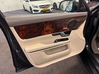 USED 2012 12 JAGUAR XJ 3.0d V6 Portfolio Saloon 4dr Diesel Auto Euro 5 (275 ps) UK DELIVERY FLAT FEE &pound;250 (SUBJECT TO DEAL) *OVER 100 IMAGES ON OUR WEBSITE*BESPOKE FINANCE ARRANGED*PART EXCHANGE WELCOME*ALL VEHICLES HPI CLEAR
