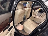 USED 2012 12 JAGUAR XJ 3.0d V6 Portfolio Saloon 4dr Diesel Auto Euro 5 (275 ps) UK DELIVERY FLAT FEE &pound;250 (SUBJECT TO DEAL) *OVER 100 IMAGES ON OUR WEBSITE*BESPOKE FINANCE ARRANGED*PART EXCHANGE WELCOME*ALL VEHICLES HPI CLEAR