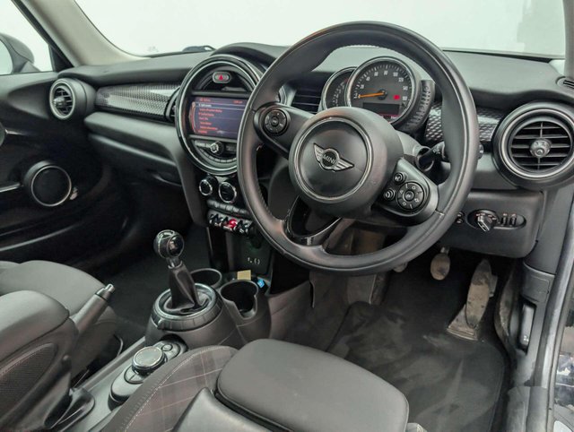 USED 2015 15 MINI HATCH 2.0 Cooper S 3dr CLICK & COLLECT/ HOME DELIVERY