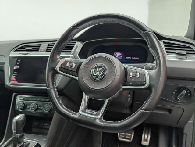 USED 2017 17 VOLKSWAGEN TIGUAN 2.0 Tiguan R-Line TDI BlueMotion Technology 4Motion Semi-Auto 4WD 5dr CLICK & COLLECT/ HOME DELIVERY