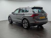 USED 2017 17 VOLKSWAGEN TIGUAN 2.0 Tiguan R-Line TDI BlueMotion Technology 4Motion Semi-Auto 4WD 5dr CLICK & COLLECT/ HOME DELIVERY