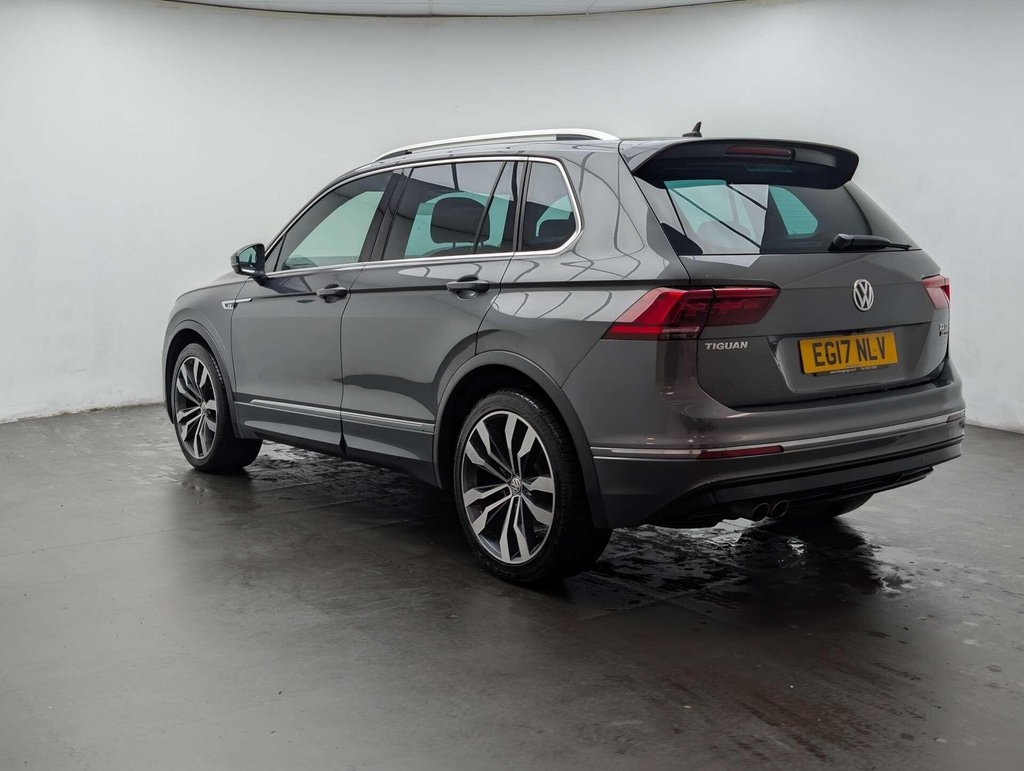 Used 2017 17 VOLKSWAGEN TIGUAN 2.0 Tiguan R-Line TDI BlueMotion Technology 4Motion Semi-Auto 4WD 5dr CLICK & COLLECT/ HOME DELIVERY
