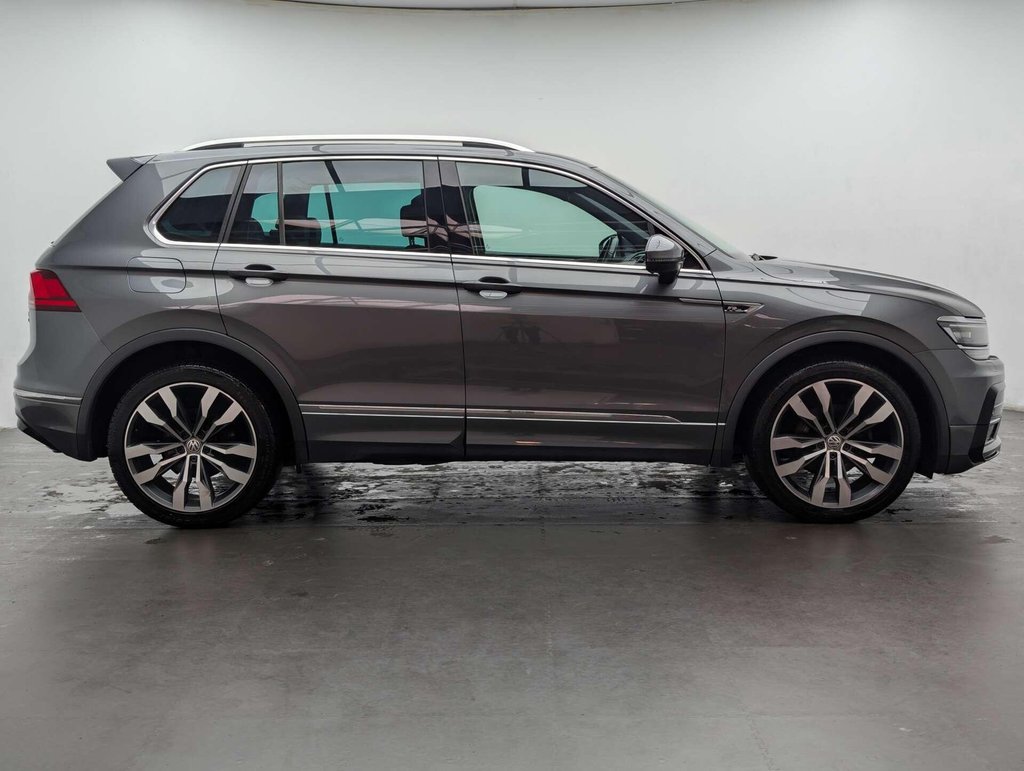 Used 2017 17 VOLKSWAGEN TIGUAN 2.0 Tiguan R-Line TDI BlueMotion Technology 4Motion Semi-Auto 4WD 5dr CLICK & COLLECT/ HOME DELIVERY