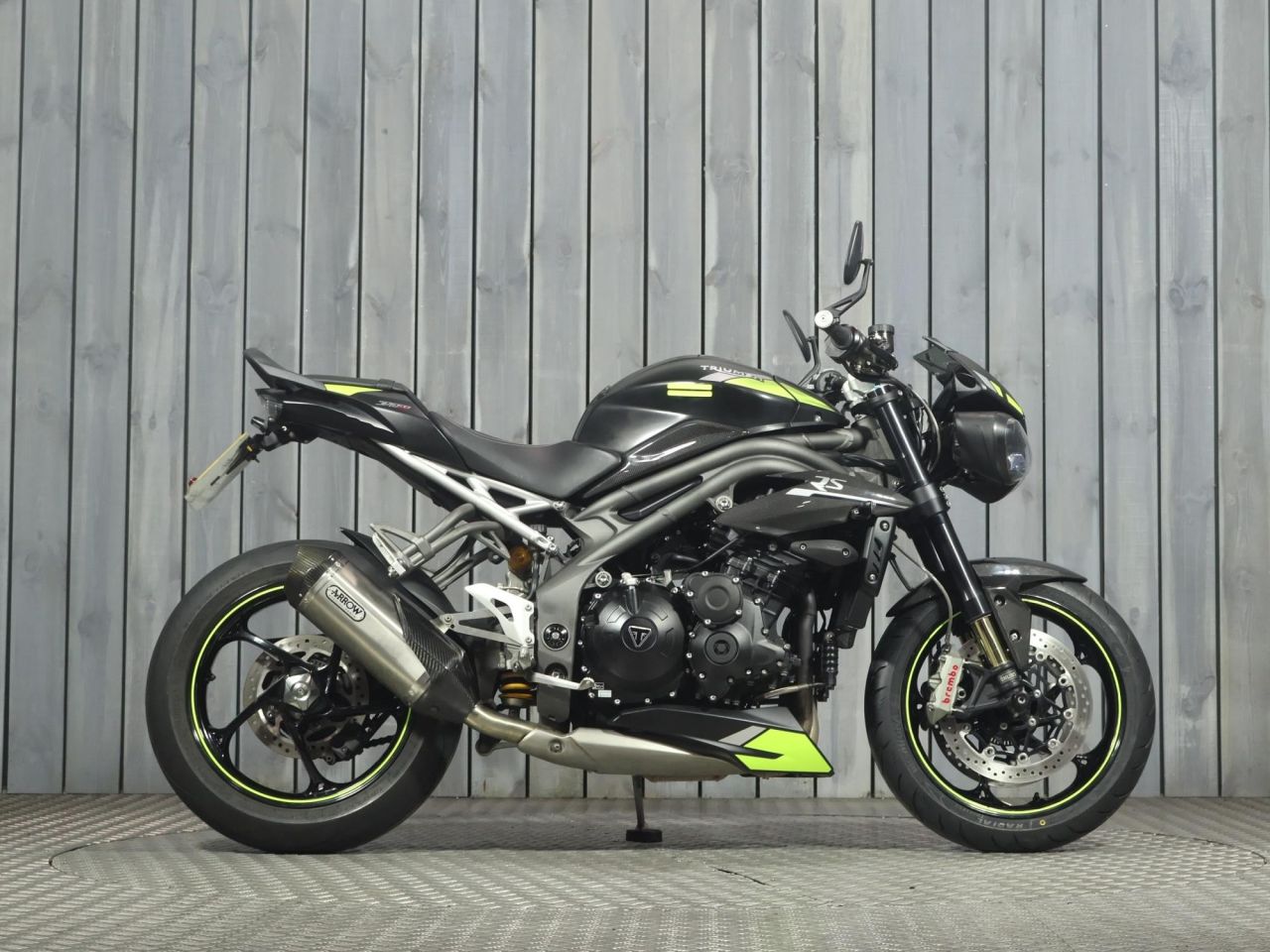 TRIUMPH SPEED TRIPLE 1050