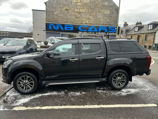 View our Isuzu D-Max 1.9 TD Blade+ Pickup Double Cab 4dr Diesel Manual 4WD Euro 6 (164 ps)