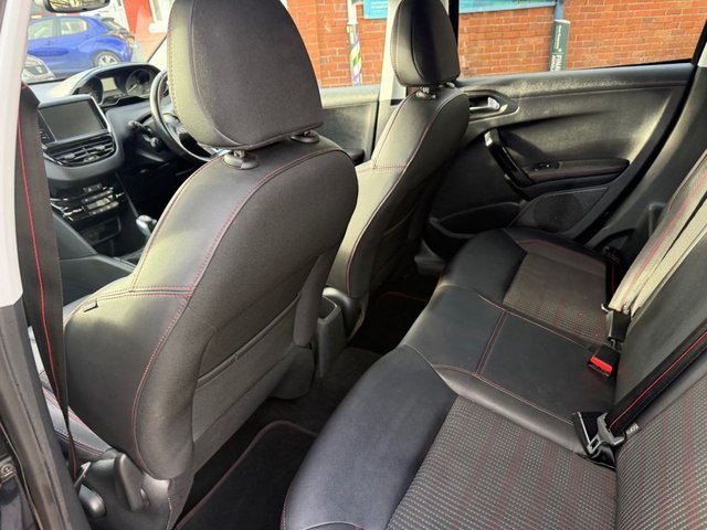 2016 PEUGEOT 208 - Photo 10