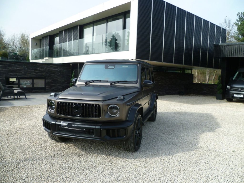 USED 2025 75 MERCEDES-BENZ G-CLASS 4.0 G63 V8 BiTurbo MHEV AMG Magno Edition SUV 5dr Petrol Hybrid SpdS+9GT 4WD Euro 6 (s/s) (605 ps) Very rare registered del miles best colour