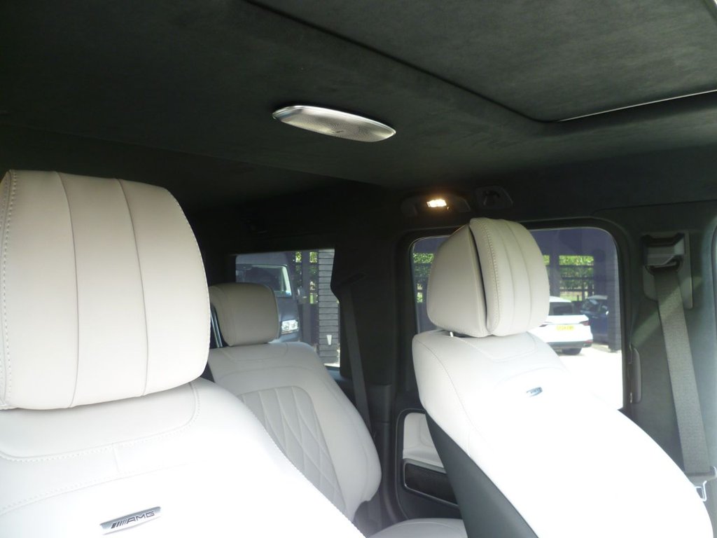 USED 2025 75 MERCEDES-BENZ G-CLASS 4.0 G63 V8 BiTurbo MHEV AMG Magno Edition SUV 5dr Petrol Hybrid SpdS+9GT 4WD Euro 6 (s/s) (605 ps) Very rare registered del miles best colour