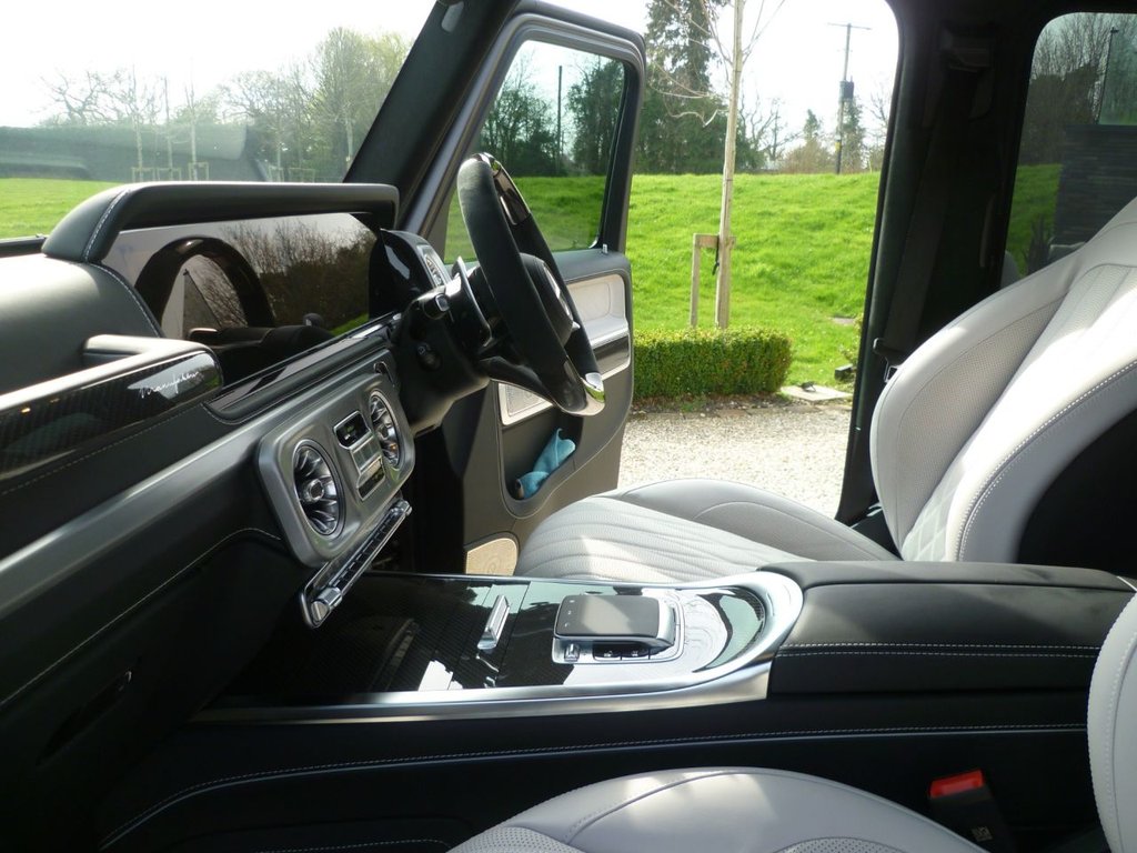 USED 2025 75 MERCEDES-BENZ G-CLASS 4.0 G63 V8 BiTurbo MHEV AMG Magno Edition SUV 5dr Petrol Hybrid SpdS+9GT 4WD Euro 6 (s/s) (605 ps) Very rare registered del miles best colour