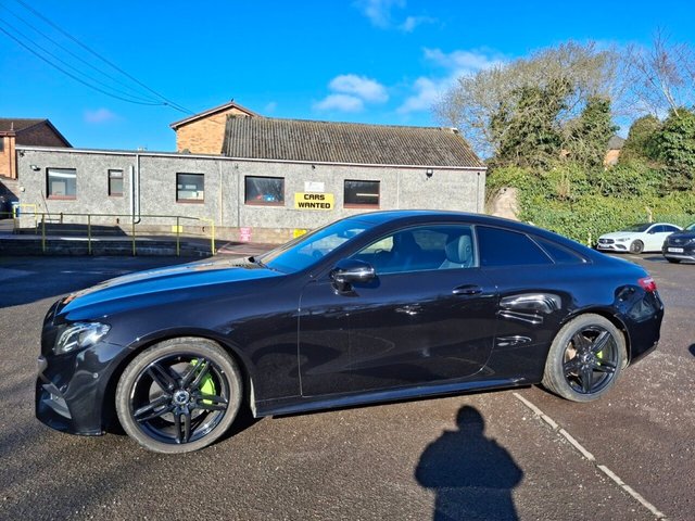 2018 Mercedes-Benz E-CLASS - Photo 2