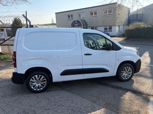 2021 PEUGEOT PARTNER - Photo 7