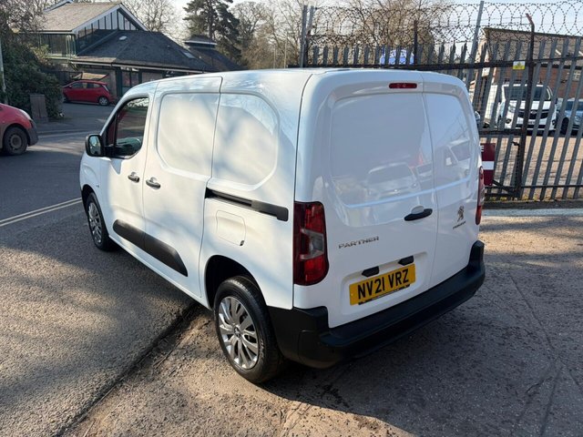 2021 PEUGEOT PARTNER - Photo 4