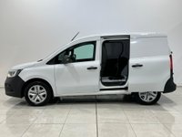 USED 2025 74 RENAULT KANGOO E-Tech ML19 45kWh Advance Auto MWB 6dr Clean Van - Unbeatable Price