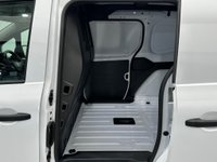USED 2025 74 RENAULT KANGOO E-Tech ML19 45kWh Advance Auto MWB 6dr Clean Van - Unbeatable Price