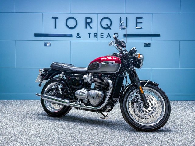 2021 71 Triumph Bonneville T120 Two Tone 1200 Roadster/Retro Euro 5 