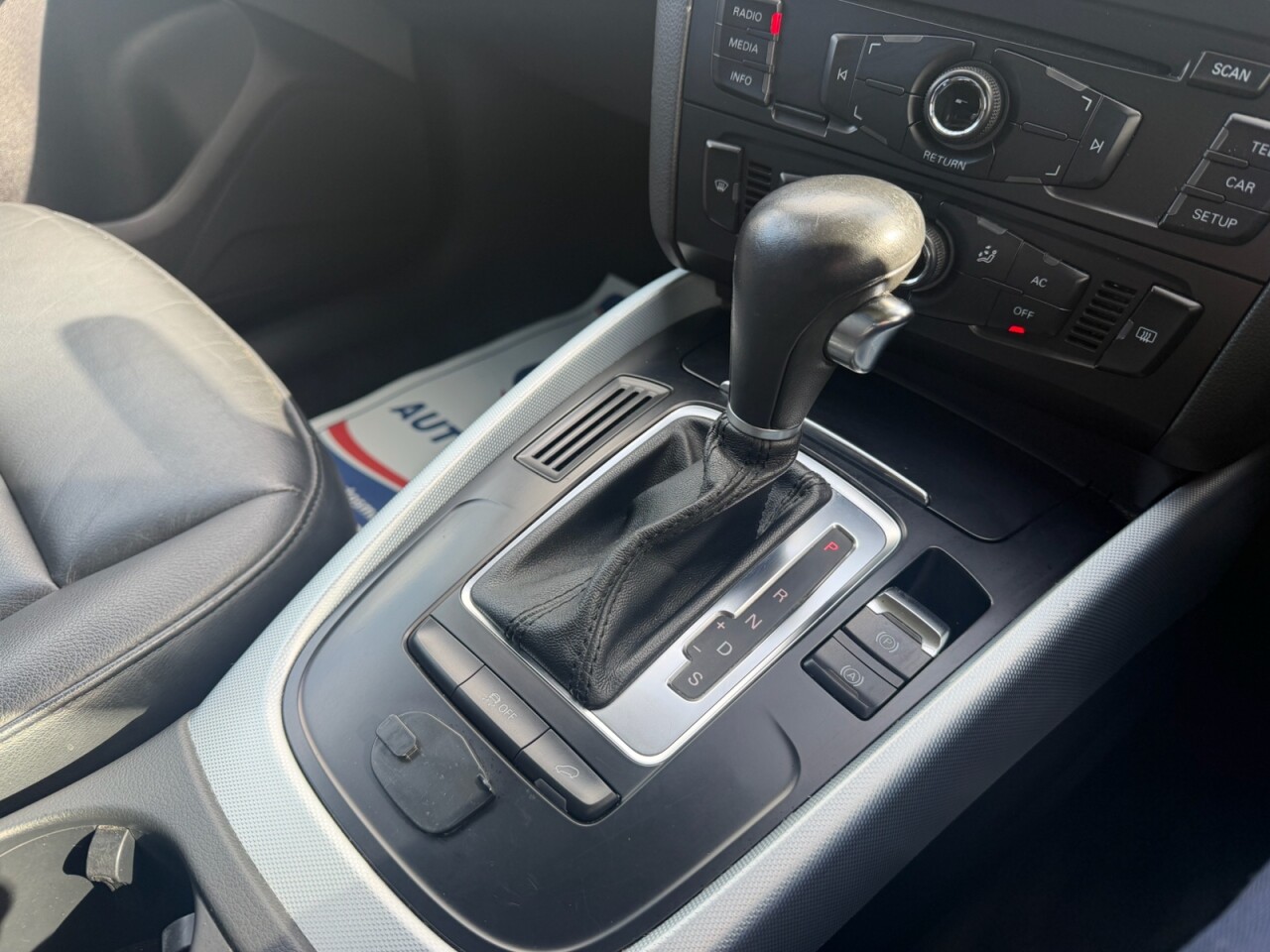 2012 AUDI Q5 2.0 TDI SE SUV 5dr Diesel S Tronic quattro Euro 5 (170 ps) - vehicle photo 3 for sale on PureCar