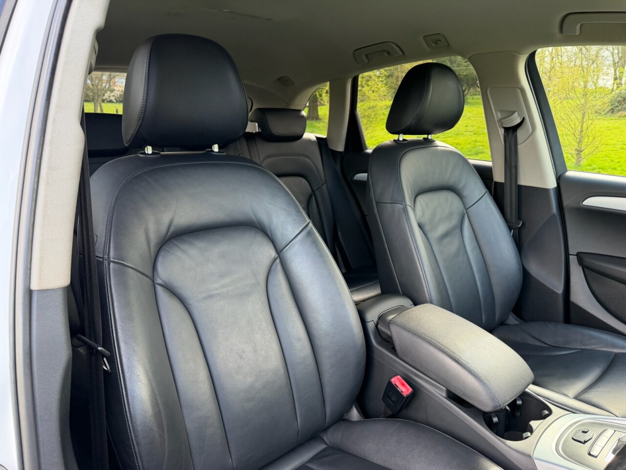 2012 AUDI Q5 2.0 TDI SE SUV 5dr Diesel S Tronic quattro Euro 5 (170 ps) - vehicle photo 6 for sale on PureCar