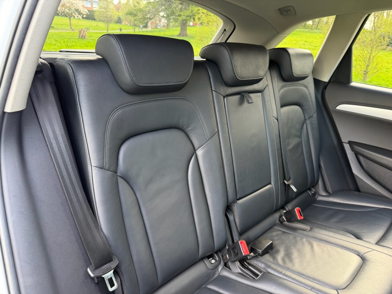 2012 AUDI Q5 2.0 TDI SE SUV 5dr Diesel S Tronic quattro Euro 5 (170 ps) - vehicle photo 9 for sale on PureCar