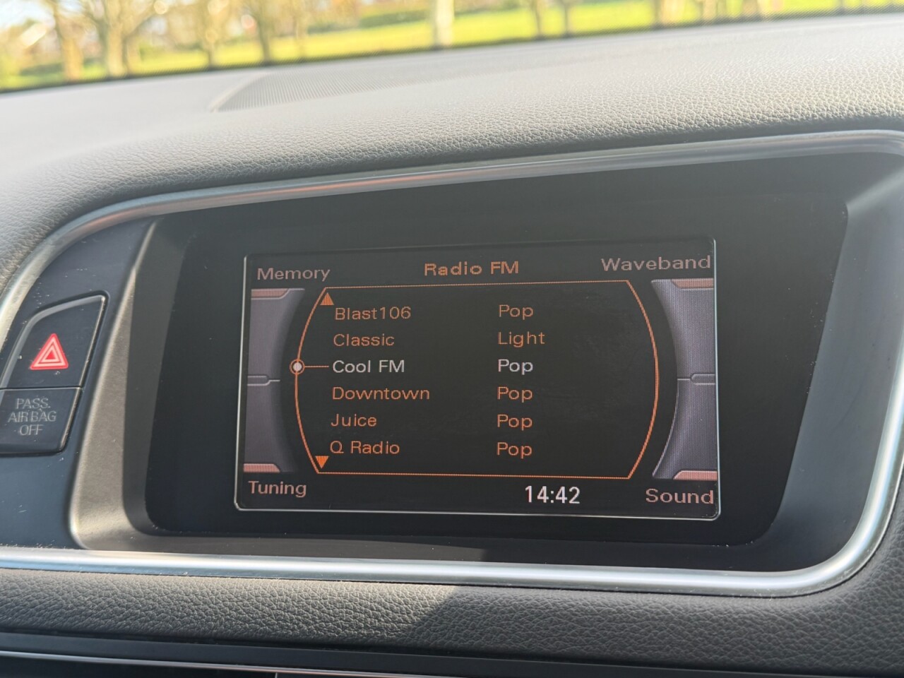 2012 AUDI Q5 2.0 TDI SE SUV 5dr Diesel S Tronic quattro Euro 5 (170 ps) - vehicle photo 11 for sale on PureCar