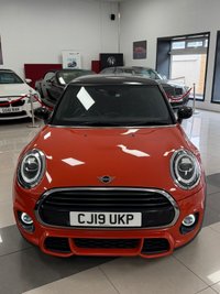 USED 2019 19 MINI HATCH 1.5 Cooper Sport Hatchback 3dr Petrol Manual Euro 6 (s/s) (136 ps) UNIQUE VOLCANIC ORANGE, GREAT HISTO