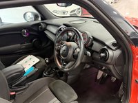 USED 2019 19 MINI HATCH 1.5 Cooper Sport Hatchback 3dr Petrol Manual Euro 6 (s/s) (136 ps) UNIQUE VOLCANIC ORANGE, GREAT HISTO