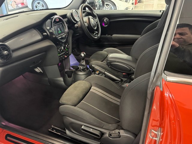 2019 MINI HATCH - Photo 6