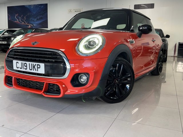 2019 MINI HATCH