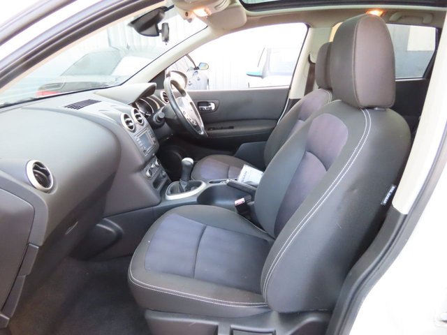 2013 NISSAN QASHQAI - Photo 8