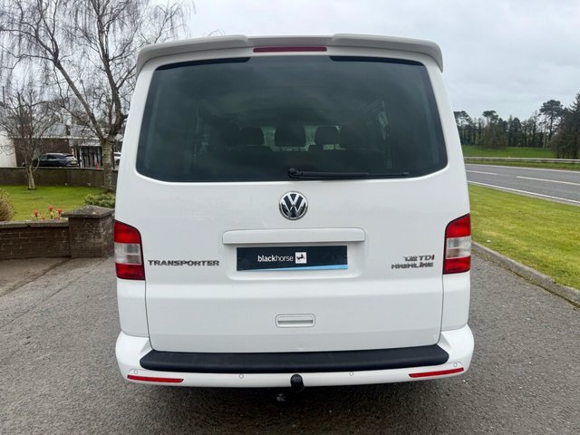 2013 VOLKSWAGEN TRANSPORTER 2.0 TDI T30 Highline Kombi 140 BHP (NO VAT) - Photo 2
