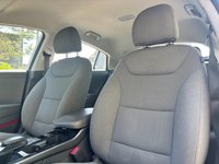 USED 2023 72 HYUNDAI IONIQ 38.3kWh Premium Hatchback 5dr Electric Auto (136 ps) 1 OWNER - JUST SERVICED