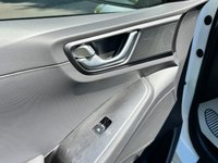 USED 2023 72 HYUNDAI IONIQ 38.3kWh Premium Hatchback 5dr Electric Auto (136 ps) 1 OWNER - JUST SERVICED